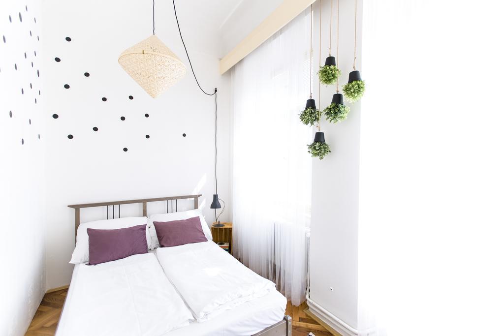 Ferienwohnung Friday Songs Prag Exterior foto
