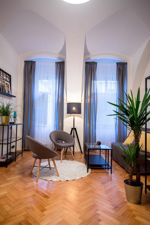 Ferienwohnung Friday Songs Prag Exterior foto