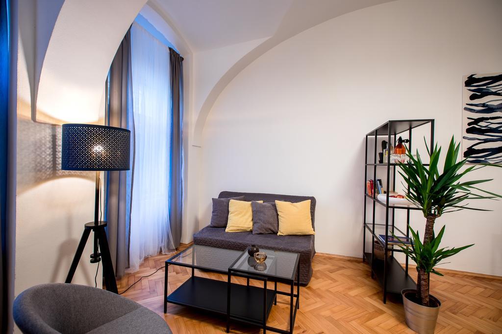 Ferienwohnung Friday Songs Prag Exterior foto